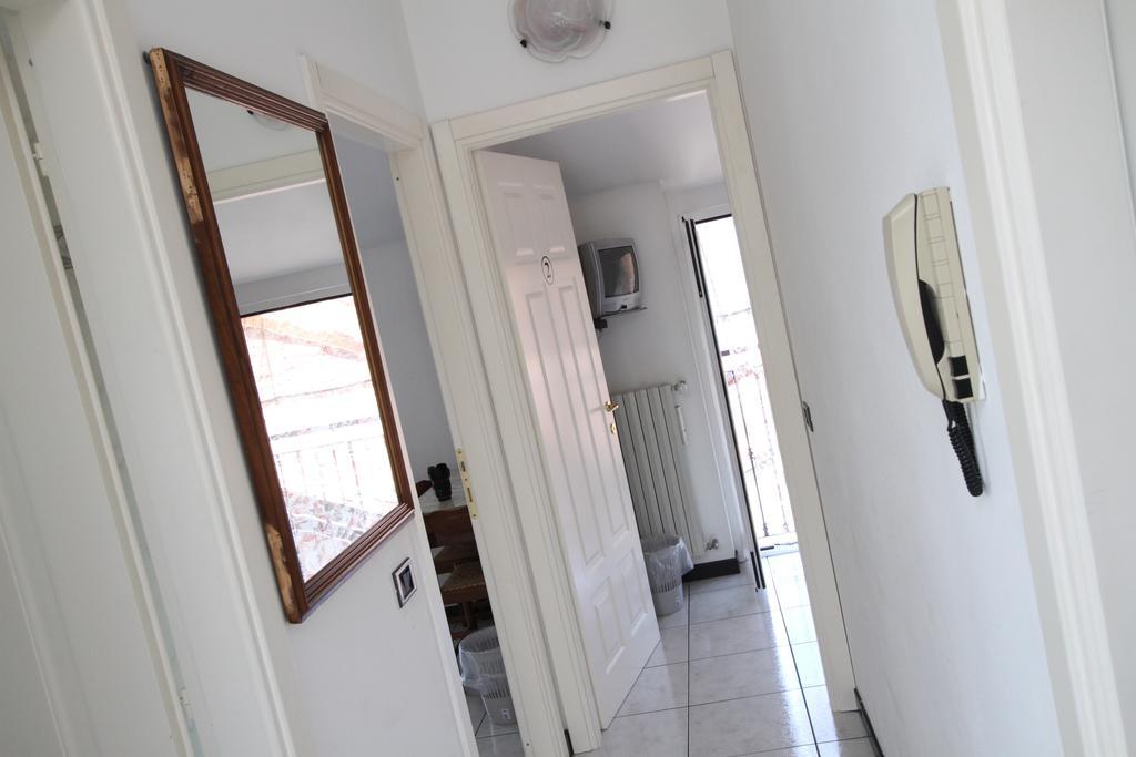 B&B Localita Manzoniane Lecco Zimmer foto